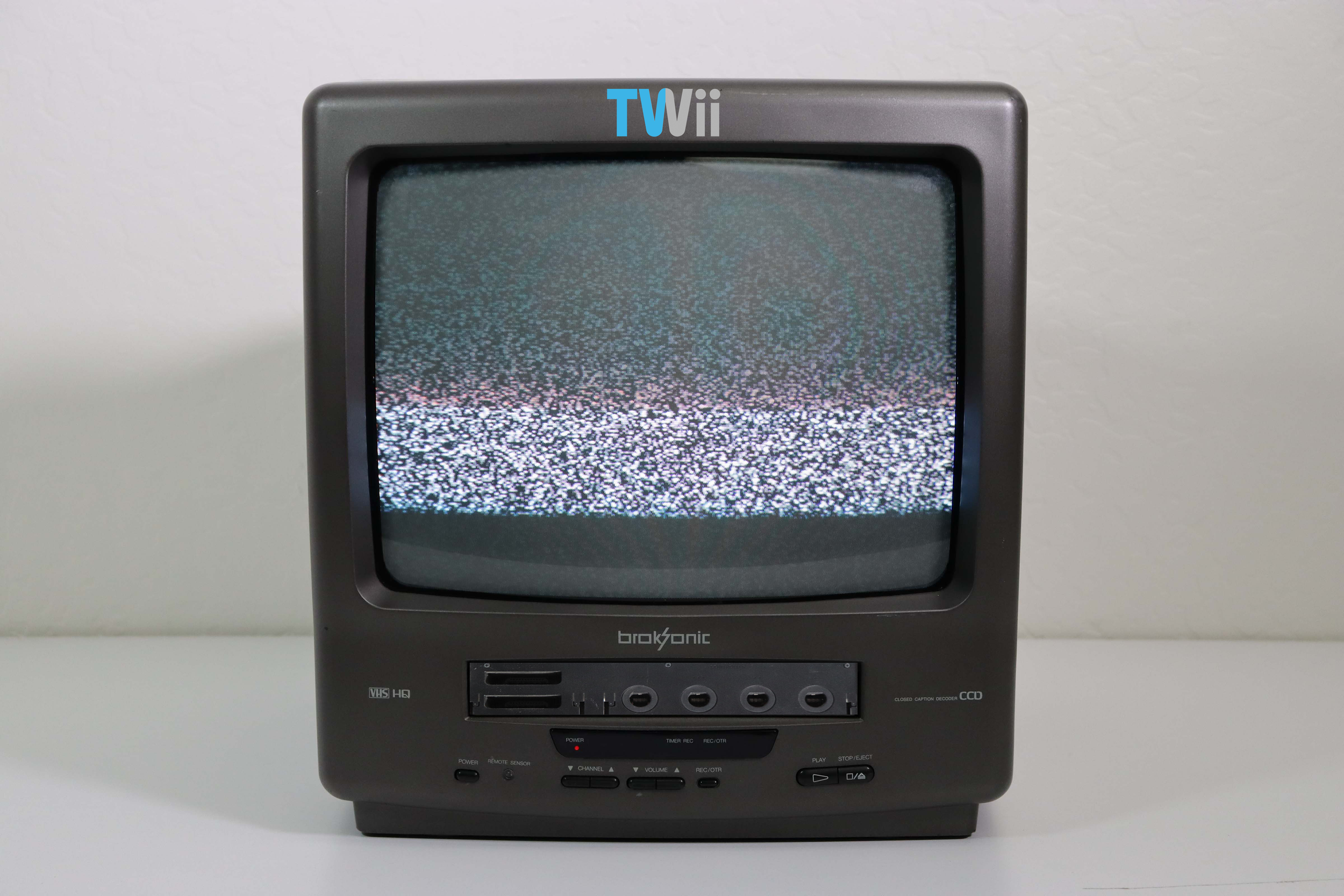 CRT TV + Nintendo Wii Combo